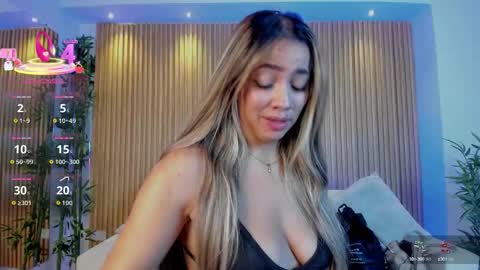 Alessia  Everyday From 0530 to 1430 Col Time online show from 09.17.25