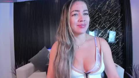 Alessia  Everyday From 0530 to 1430 Col Time online show from 09.22.25