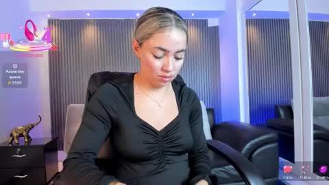 Alessia  Everyday From 0530 to 1430 Col Time online show from 12.18.25