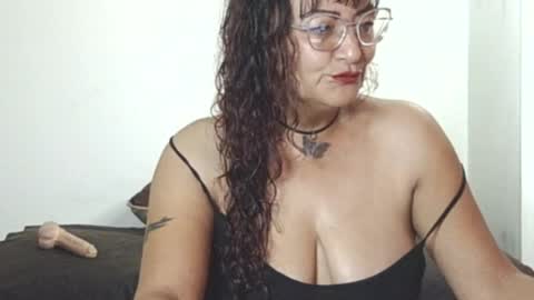 Snapshot of alessiabobs chatting on 06.07.26 Allesiaboobs online show from 06.07.26