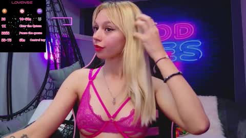 alessiacroft online show from 11.08.25