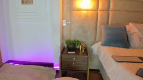 Snapshot of alessialondon chatting on 02.01.25 Alessia online show from 02.01.25