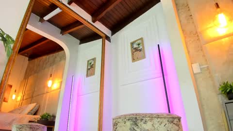 Snapshot of alessialondon chatting on 02.04.25 Alessia online show from 02.04.25