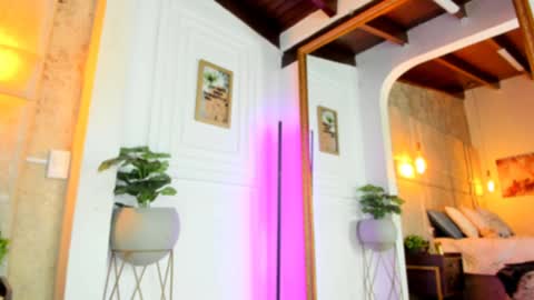 Snapshot of alessialondon chatting on 02.06.25 Alessia online show from 02.06.25