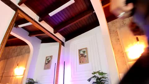 Snapshot of alessialondon chatting on 02.20.25 Alessia online show from 02.20.25