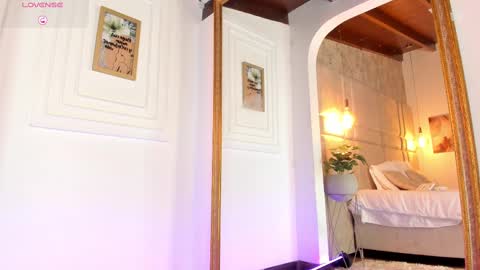 Snapshot of alessialondon chatting on 03.07.25 Alessia online show from 03.07.25