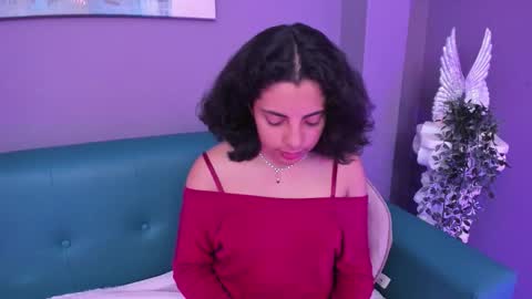 alessiia__ online show from 12.23.25