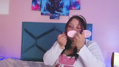 AleSweett online show from 04.17.26