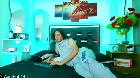 sneider online show from 02.08.25