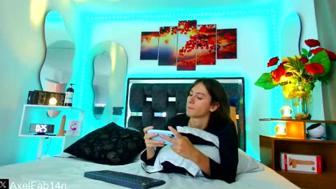 sneider online show from 02.25.25