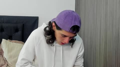 Snapshot of alex_connorr chatting on 01.08.25 alex_connorr online show from 01.08.25