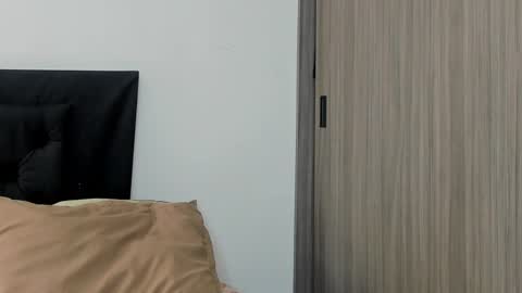 Snapshot of alex_connorr chatting on 01.28.25 alex_connorr online show from 01.28.25