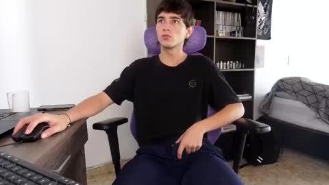 Snapshot of alex_connorr chatting on 10.03.25 alex_connorr online show from 10.03.25