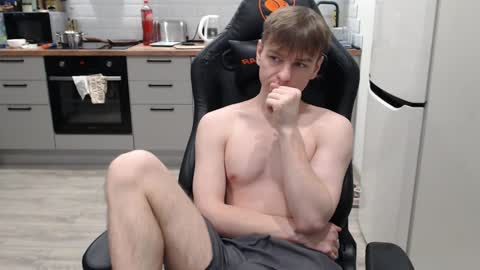 Snapshot of alex_gotcha chatting on 12.03.24 Alex online show from 12.03.24