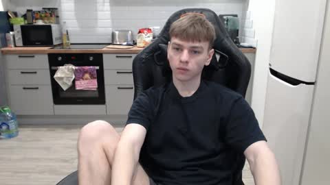 Snapshot of alex_gotcha chatting on 12.22.24 Alex online show from 12.22.24