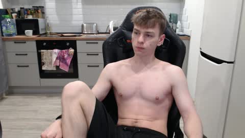 Snapshot of alex_gotcha chatting on 12.29.24 Alex online show from 12.29.24