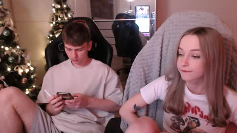 Snapshot of alex_gotcha chatting on 12.31.24 Alex online show from 12.31.24