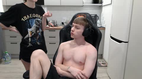 Snapshot of alex_gotcha chatting on 01.20.25 Alex online show from 01.20.25