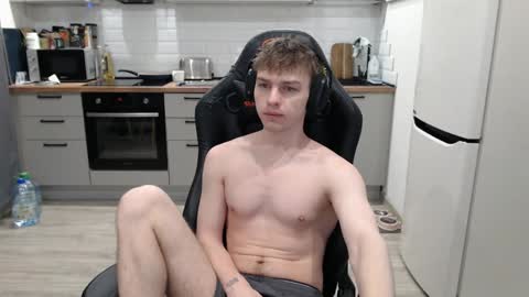 Snapshot of alex_gotcha chatting on 01.29.25 Alex online show from 01.29.25