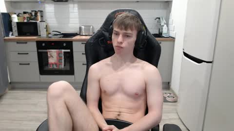 Snapshot of alex_gotcha chatting on 02.01.25 Alex online show from 02.01.25