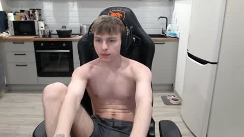 Snapshot of alex_gotcha chatting on 02.07.25 Alex online show from 02.07.25