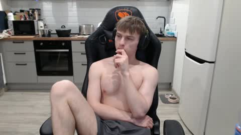 Snapshot of alex_gotcha chatting on 02.07.25 Alex online show from 02.07.25