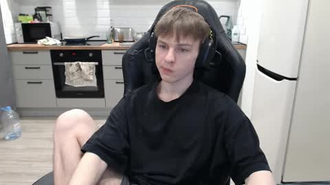 Snapshot of alex_gotcha chatting on 02.23.25 Alex online show from 02.23.25