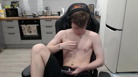 Snapshot of alex_gotcha chatting on 03.10.25 Alex online show from 03.10.25