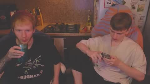 Snapshot of alex_gotcha chatting on 09.25.25 Alex online show from 09.25.25