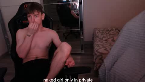 Snapshot of alex_gotcha chatting on 10.16.25 Alex online show from 10.16.25