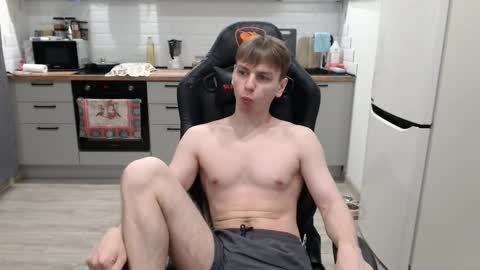 Snapshot of alex_gotcha chatting on 10.22.25 Alex online show from 10.22.25