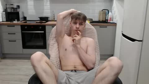 Snapshot of alex_gotcha chatting on 11.25.25 Alex online show from 11.25.25