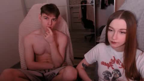 Snapshot of alex_gotcha chatting on 11.28.25 Alex online show from 11.28.25