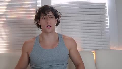 Snapshot of alex_islive chatting on 02.08.26 Alex Stone online show from 02.08.26