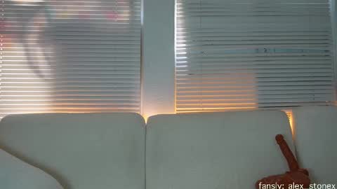 Snapshot of alex_islive chatting on 02.18.26 Alex Stone online show from 02.18.26