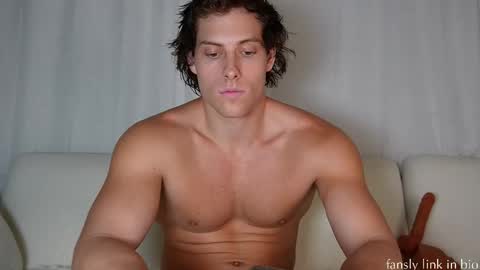 Snapshot of alex_islive chatting on 03.04.26 Alex Stone online show from 03.04.26