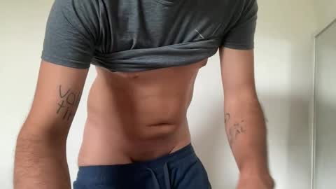 Snapshot of alex_ruiz_ chatting on 02.19.25 Alex online show from 02.19.25