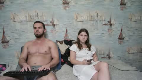 Alex and Sarah online show from 10.03.25