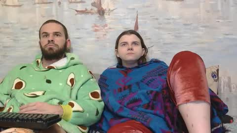 Alex and Sarah online show from 02.06.26