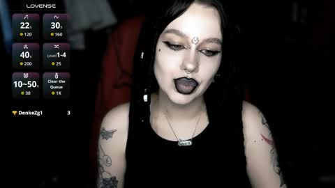 Snapshot of alex_succubus chatting on 05.10.26 Alex Succubus online show from 05.10.26
