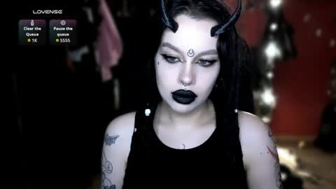 Snapshot of alex_succubus chatting on 05.24.26 Alex Succubus online show from 05.24.26