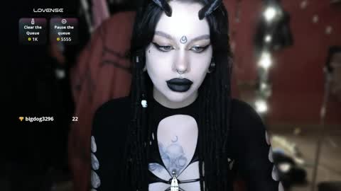 Snapshot of alex_succubus chatting on 05.25.26 Alex Succubus online show from 05.25.26