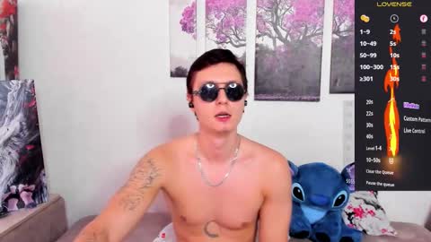 Alex WandHot online show from 10.12.25