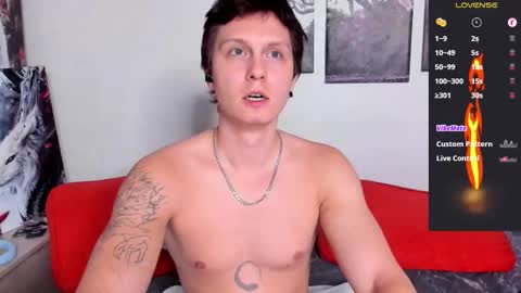 Alex WandHot online show from 10.26.25