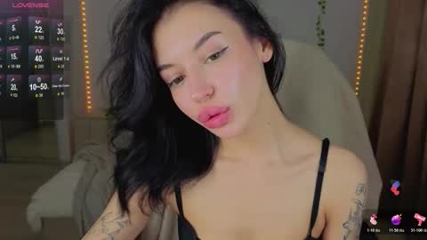 Snapshot of alexa___hill chatting on 11.07.25 Lexa online show from 11.07.25