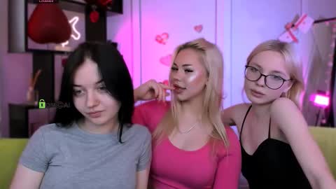 Snapshot of alexa_bonni chatting on 02.18.26 alexa bonni online show from 02.18.26