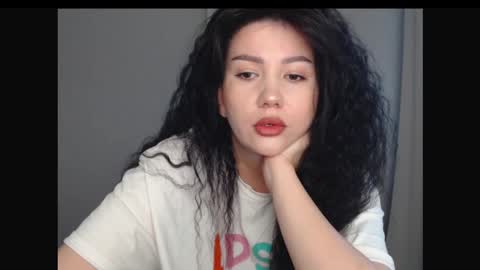 Snapshot of alexa_cruze chatting on 10.13.25 Alexa online show from 10.13.25