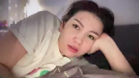 Snapshot of alexa_cruze chatting on 11.29.25 Alexa online show from 11.29.25