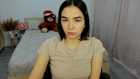 Snapshot of alexa_dolly chatting on 12.17.24 Alexa online show from 12.17.24