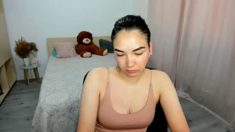Snapshot of alexa_dolly chatting on 07.06.26 Alexa online show from 07.06.26